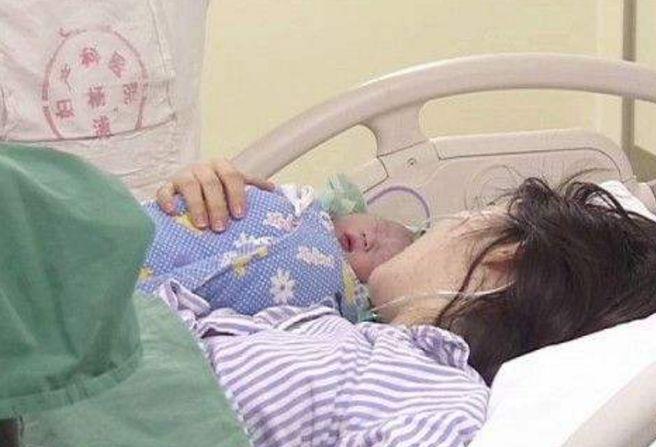 宝宝如果在3个“时间”降生，说明宝宝很有福气，占一个也不错