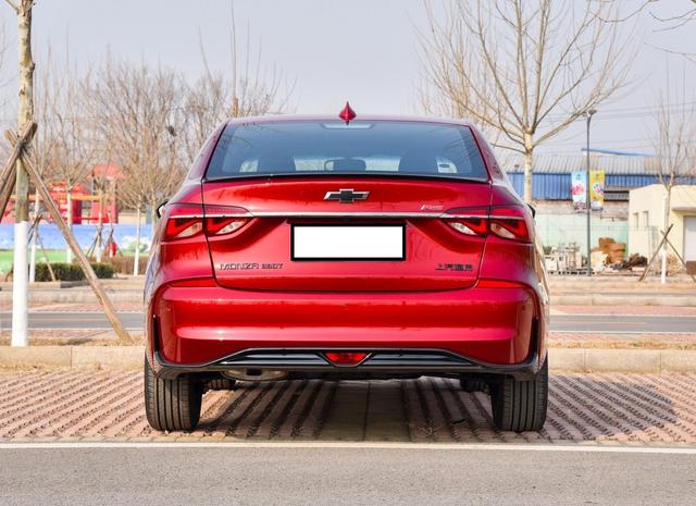 又一合资轿车售价“大跳水”！9万降到5.5万，可放弃大众捷达了？