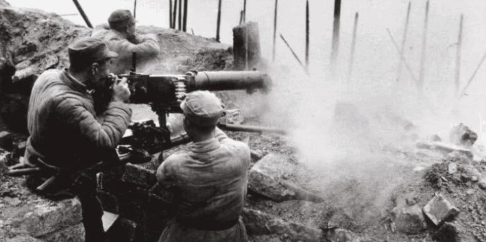 争议张灵甫的是非功过：誉者捧为“战神”，谤者毁曰“张马谡”