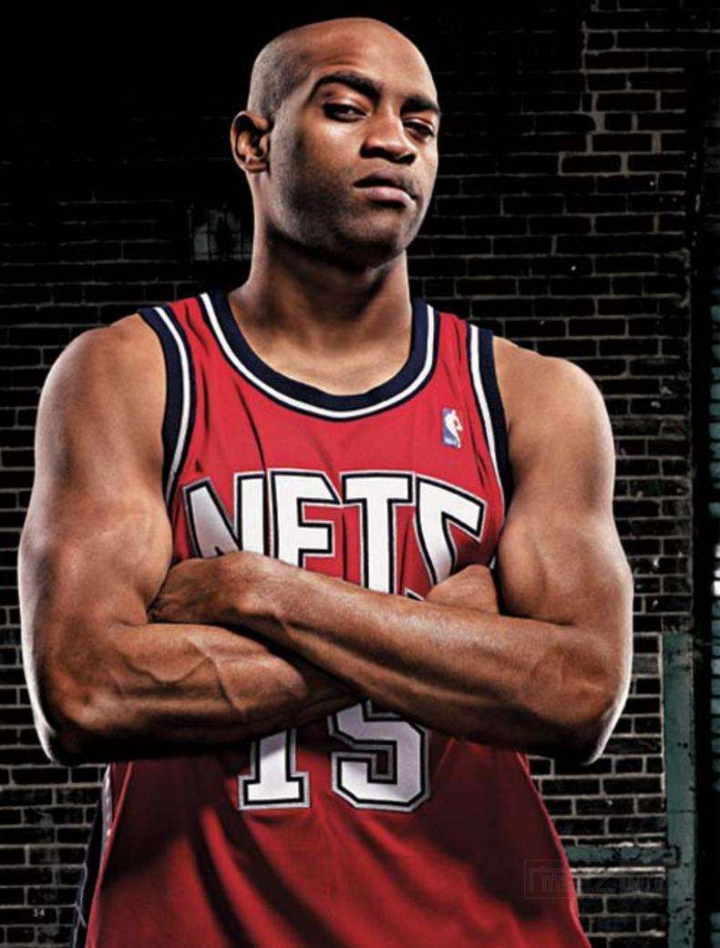 美国职业篮球运动员nba名副其实的扣篮王——文斯·卡特