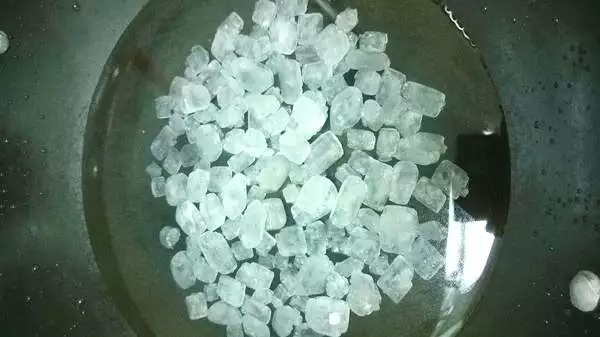 白醋加冰糖厉害了，解决了男女大问题！牢记方法，快分享给家人