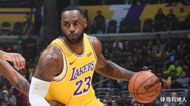 小姐姐|黑人运动员为何喜欢卡戴珊姐妹?除了傲人身材,还有2个原因