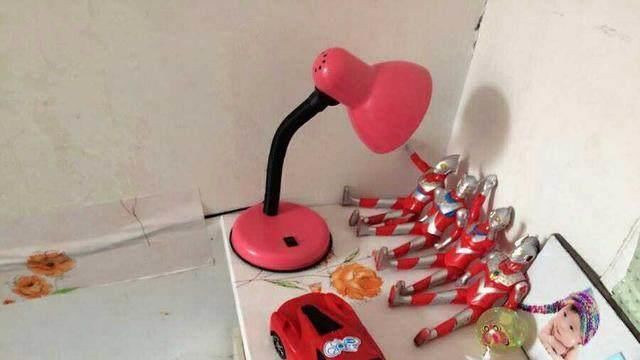 裸婚8年，一家三口至今还在深圳打工租房，还有谁能比我更惨？