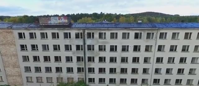 世界上最长的烂尾楼，现已变成豪华海景公寓，价格超过900万一套