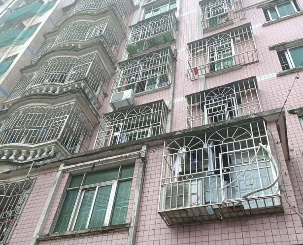 深圳房东：我有7栋房子，每月收房租60万，却感觉人生毫无意义