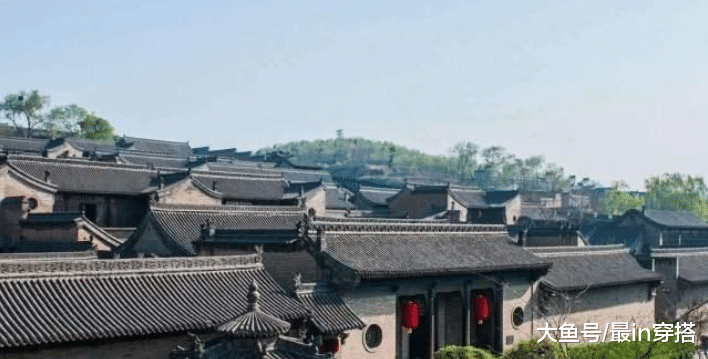 中国最“刚”钉子户，给100亿都不拆，开发商进屋一瞅：真不敢拆