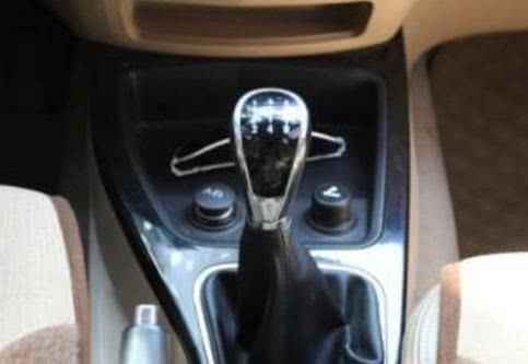 五菱宏光S“整容”归来，4.5万起，车友：终于摆脱了面包车的影子