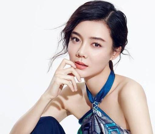 车晓|“中国第一败家子”:5000万娶车晓,10年败光125亿,今沦为笑柄