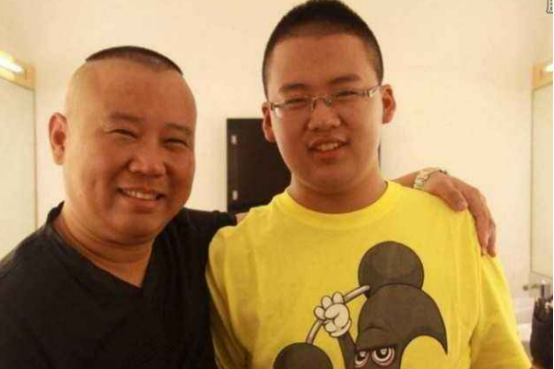 德云社素有“整容院”之美誉，郭麒麟还能认出，他变化太大