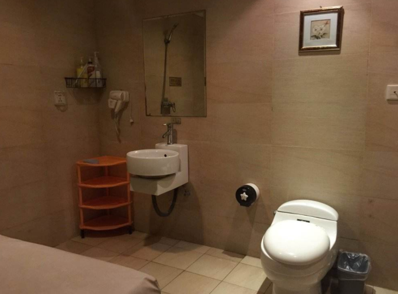 日本浴室明明很小,却能保持干净整洁?网友:值得每个国家学习