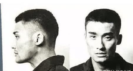 影帝|香港众影帝“囚照”曝光，周润发最衰，而最后一位跟真的一样！