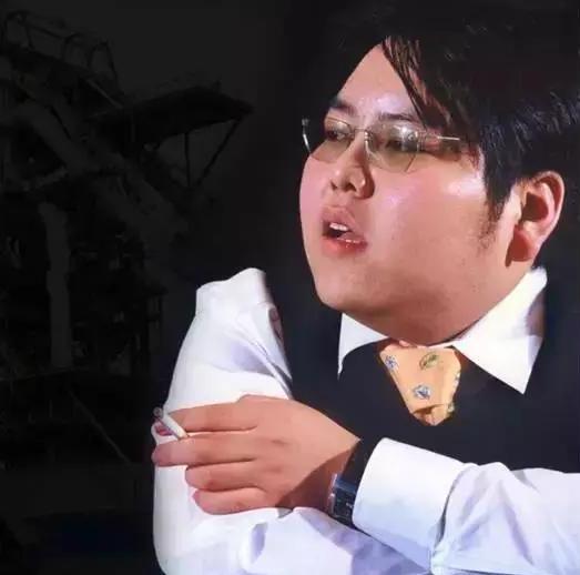 车晓|“中国第一败家子”:5000万娶车晓,10年败光125亿,今沦为笑柄