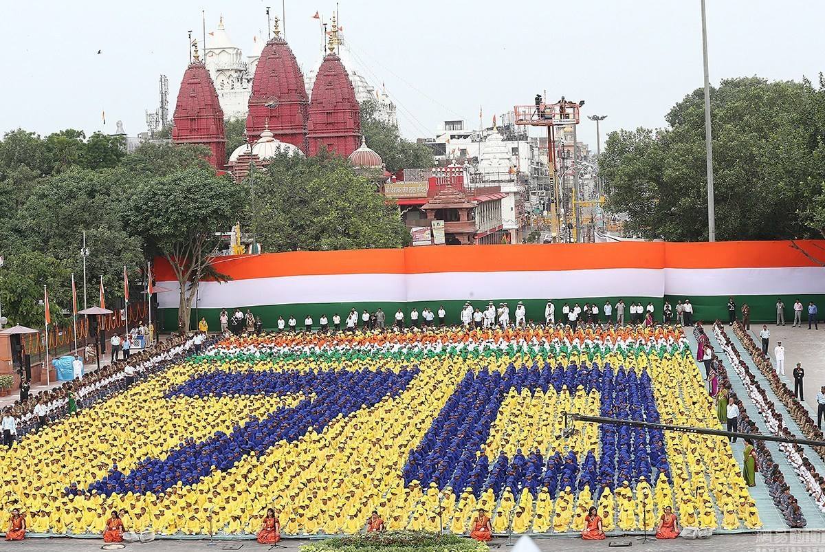 国庆大典也有大学生，体育健儿+文武全材，网友：振奋人心
