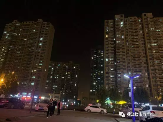 朋友刚买的房子，公摊高达28，正常么？