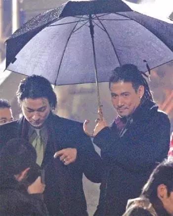 【张学友】这部电影中，刘德华只能当配角，张学友一路开挂