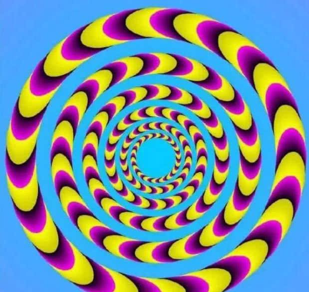 5张让你产生幻觉的错觉图，酒瓶中竟有一个骷髅！