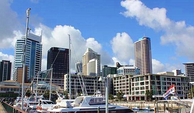 全球最“绝望”国家，房子被中国人买完空置，本国人却无房可住