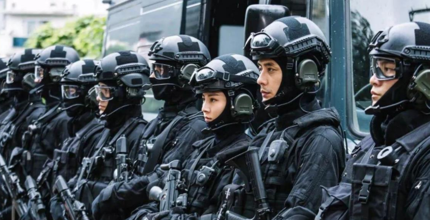 香港飞虎队和驻港特种兵哪个厉害? 听专家这么说, 你就明白差别了