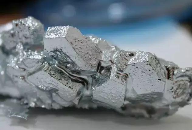 \你知道世界上最纯的金属、最多的金属、熔点最高的金属都是什么吗\