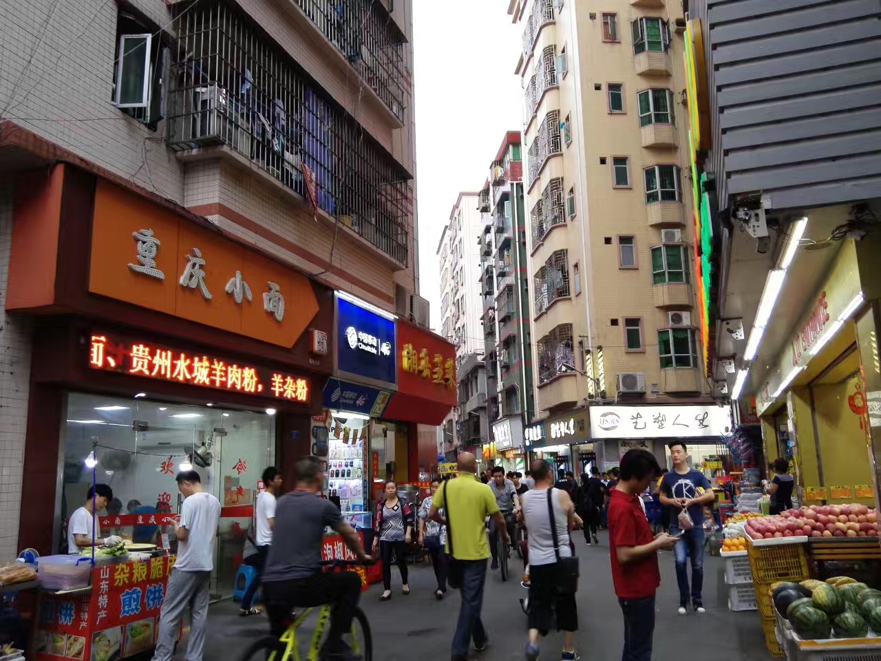 深圳“失控”的高房租，疯涨的让租房者们感到绝望！