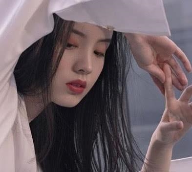 男生最“想睡”的4个星座女, 天蝎座上榜, 第一被称“带刺”玫瑰