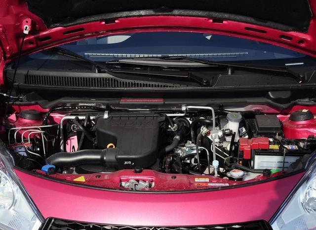 最佳代步买菜车，百公里油耗仅4.9L，才4.2万起还要啥电动车？