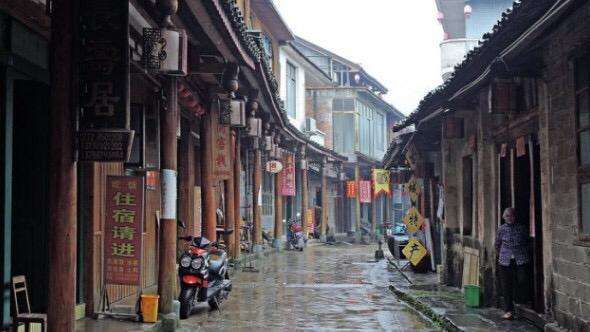 古镇|中国唯一在水上的古镇,至今不通车、不修桥,只有坐船才能到达!