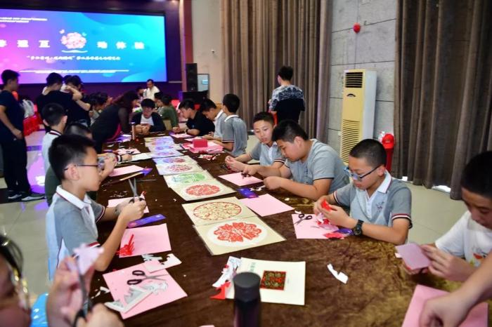 第十五届文博会艺立方分会场盛大开幕 非遗文化精彩纷呈(图17) 第十五届文博会艺立方分会场盛大开幕 非遗文化精彩纷呈(图17)