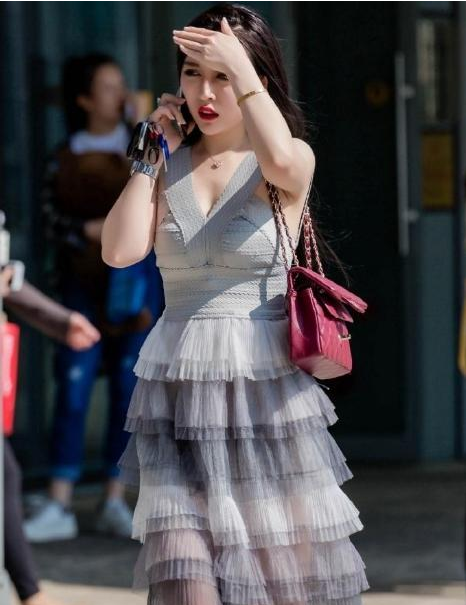 摄影：娶了这样的少妇，保证你再也不想出门！