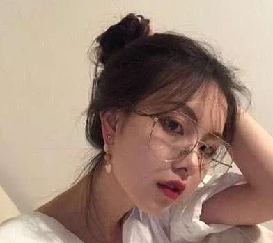 男生最“想睡”的4个星座女, 天蝎座上榜, 第一被称“带刺”玫瑰