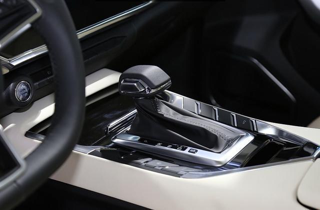 同样卖6万，却比宝骏档次两倍，上市一周狂卖2w+, 车标国人最爱！