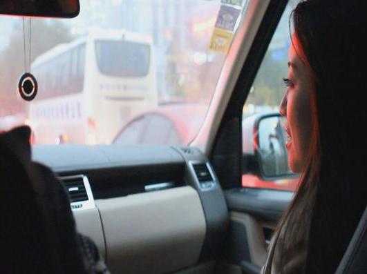 乘客赶时间还打顺风车、拼车，迟到就给差评，车主：你下去叫专车