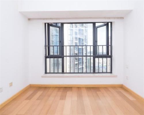 为何二手房搬空后,再进行出售?售楼的亲戚告诉我:这里的水很深