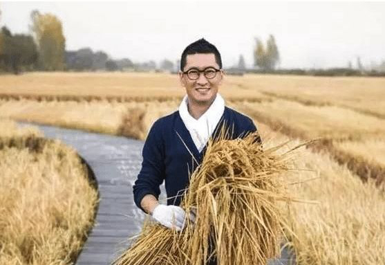 周杰到底有多有钱，看过他的庄园你就知道，不愧是亿万富翁