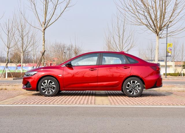 又一合资轿车售价“大跳水”！9万降到5.5万，可放弃大众捷达了？