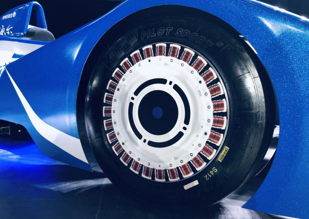 海尔造车！动力总成来自洗衣机，实测加速能力不输领克03