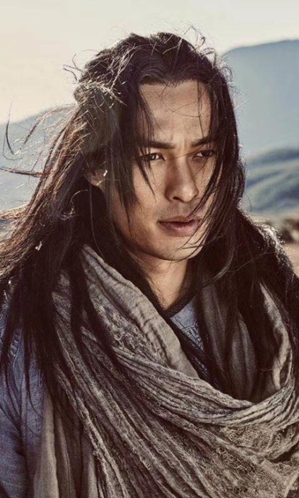 新版《天龙八部》主演亮相, 杨佑宁饰演萧峰, 段誉耳朵太亮了!