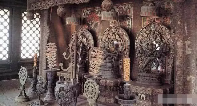 故宫|故宫仍有4成区域不开放，门缝后的景象，破败的让人心惊