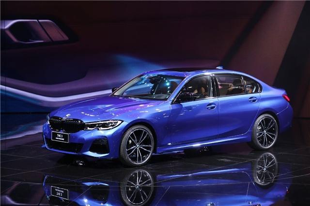 新一代宝马3系价格出来了，31万多起步，网友：怎么还涨价了？