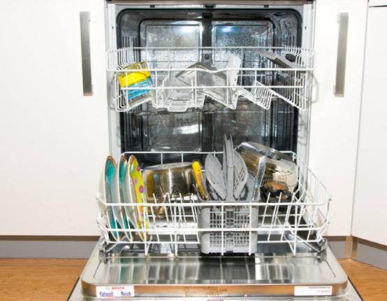 厨房里这“两件电器”不要在买了，中看不中用，师傅：年轻业主都喜欢买