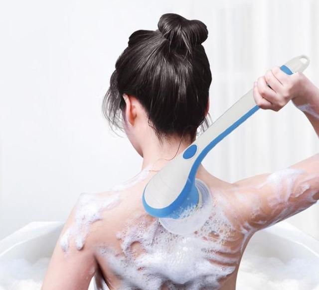 去了香港才发现，没人把路由器放电视柜！看聪明人怎么弄，太高级