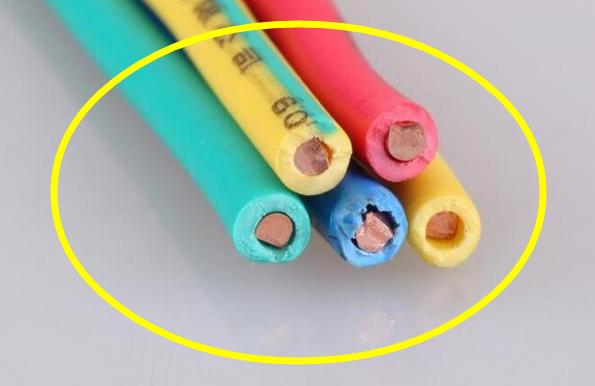 1.5匹空调用2.5平方电线够吗？听老电工一讲，才知差点被骗