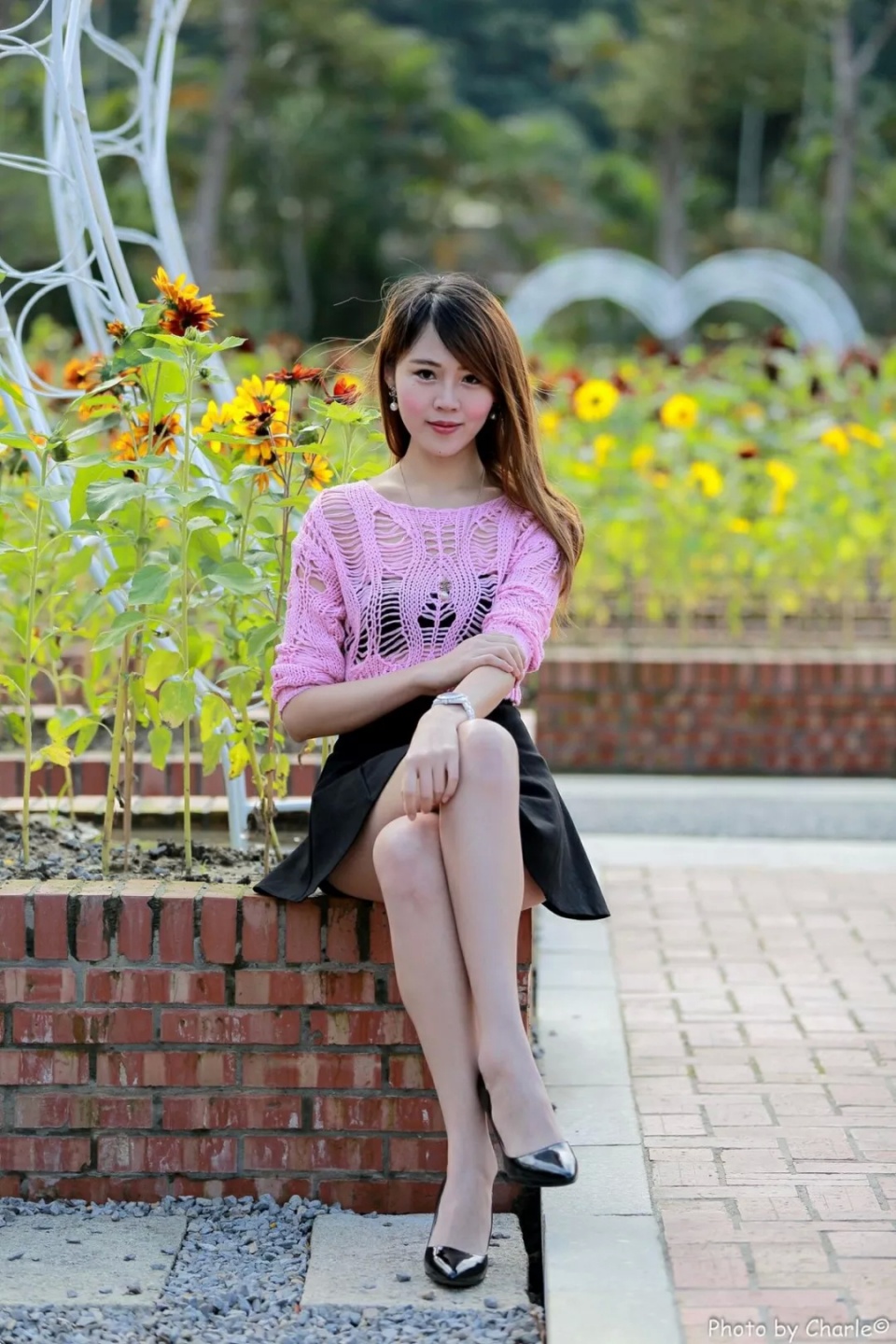 时尚摄影：绿色密林中 不同的性感色系的小姐姐（超高清）