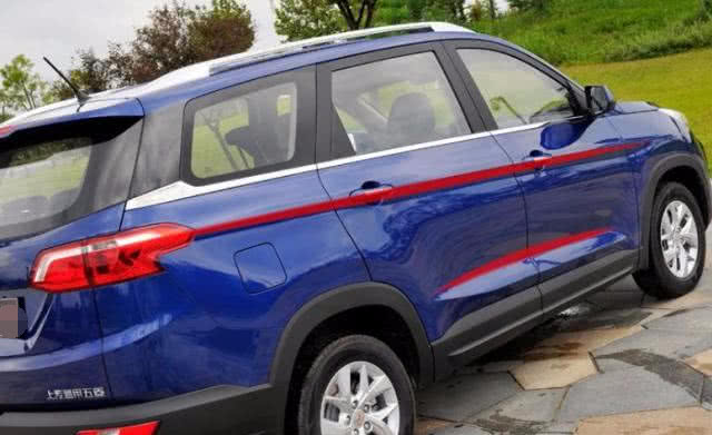 五菱宏光S“整容”归来，4.5万起，车友：终于摆脱了面包车的影子