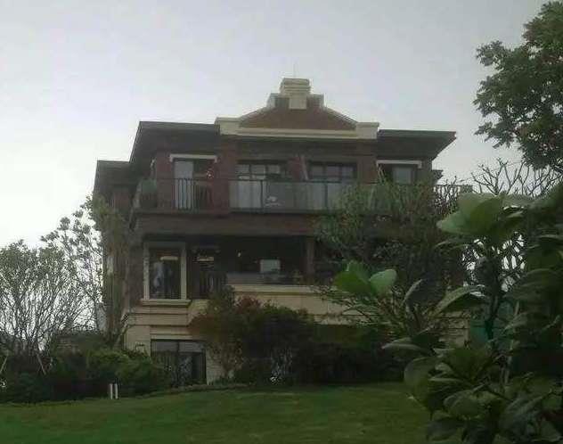 表姐从上海嫁去江西农村，参观她的别墅婚房，我足足愣了5分钟！