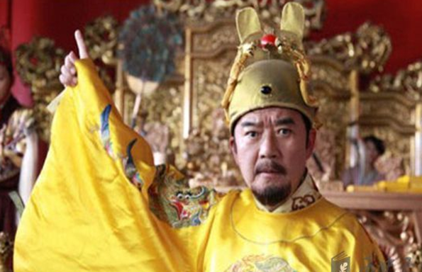 人脉，朋友，见闻，这三年成就了朱元璋，不一样的和尚。