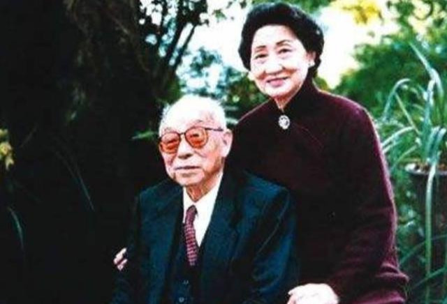 张学良|宋美龄有句话一直不敢对张学良说, 直到张学良死后, 她才说了出来