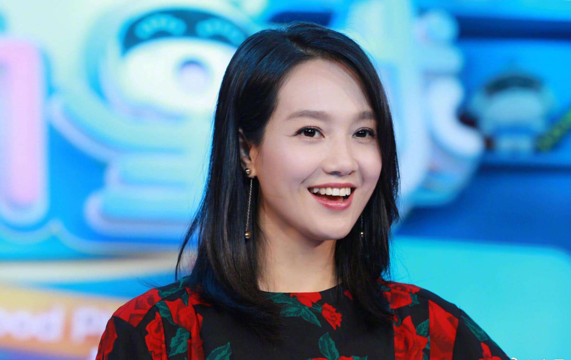 「朱丹」朱丹其实是二婚，她的前夫大家都很熟悉，难怪周一围不秀恩爱