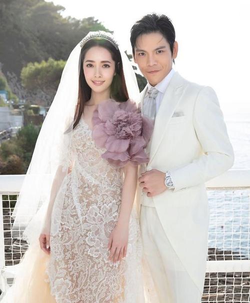郭碧婷|郭碧婷产子细节曝光: 医院简陋宝宝物品敷衍，生产中向太根本不在
