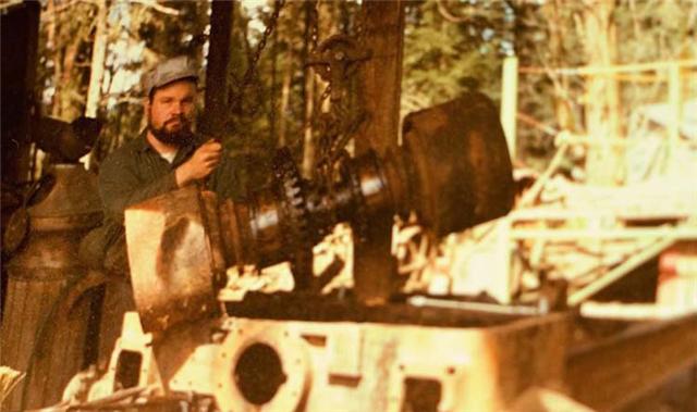 『外星人』一名和外星人有关系的工人，在修复完UFO后就神秘死亡？